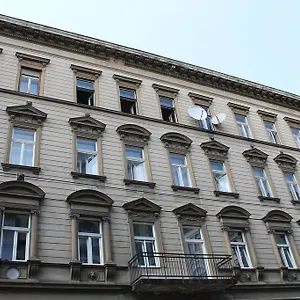 Capital 3*, Будапешт Венгрия