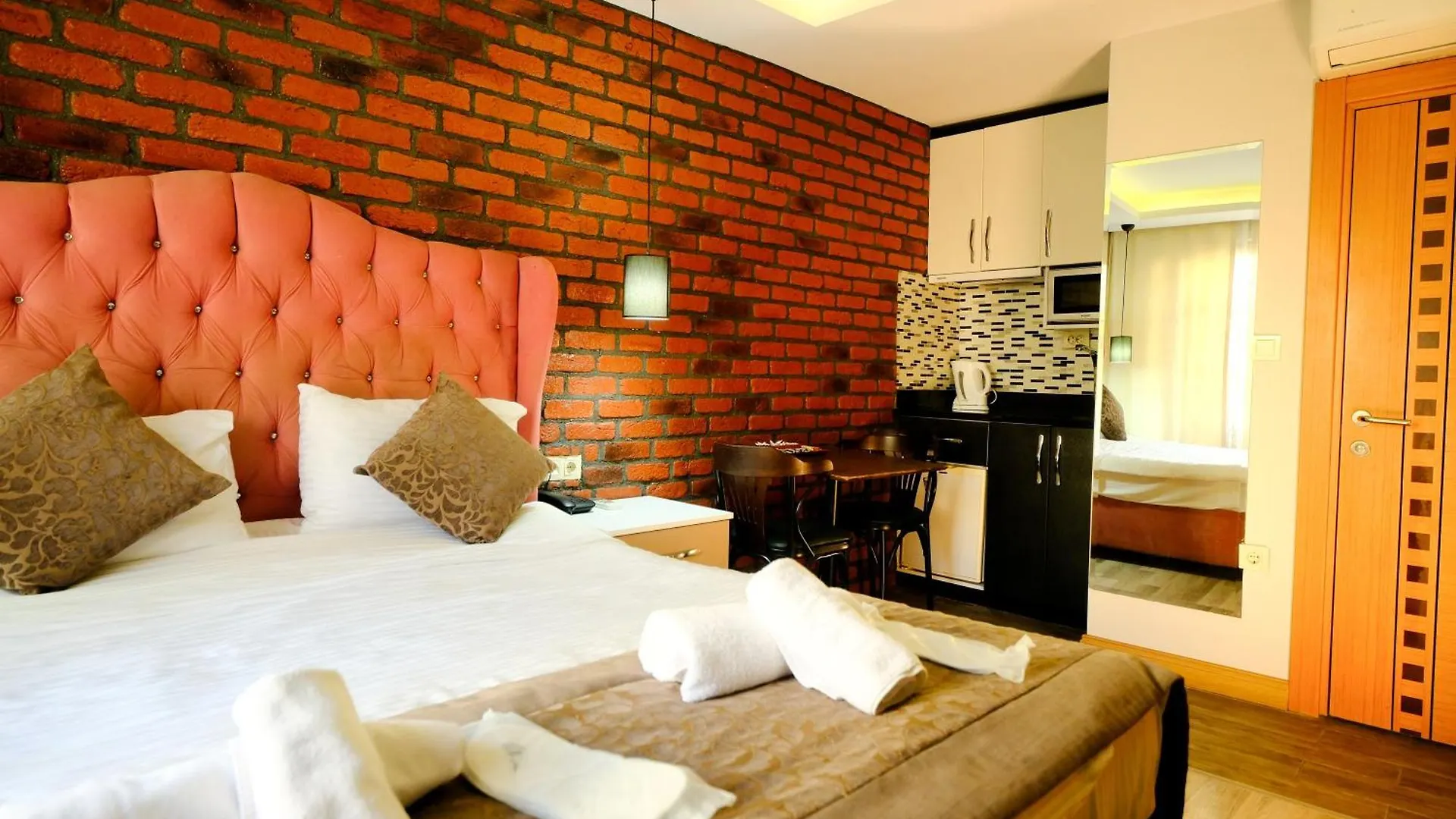 Taksim Celebi Suites Stambuł